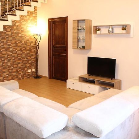 Villa Marchele Карини Экстерьер фото